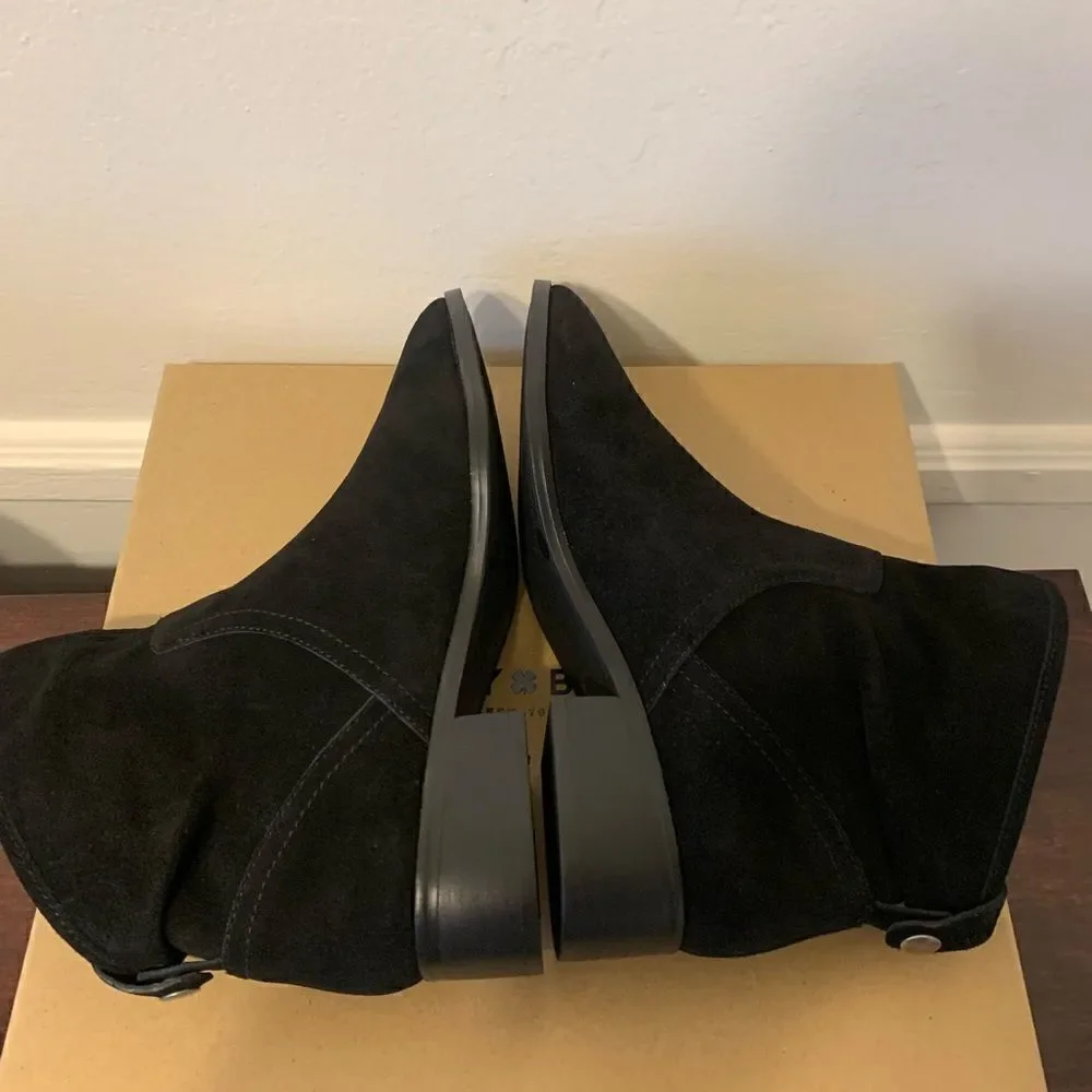 Lucky Brand Women’s Lillian soft suede bootie in black  size 7,5 NIB